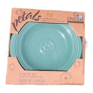 Oneida Teal petals dish  Set
